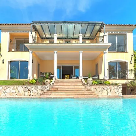 Villa Pertuades With Amazing Sea View And Swimming Pool Vallauris
