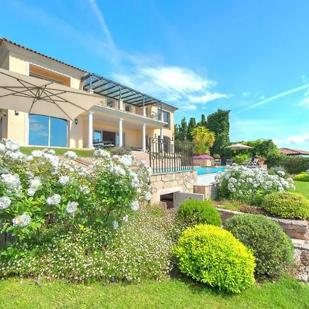 Villa Pertuades With Amazing Sea View And Swimming Pool
