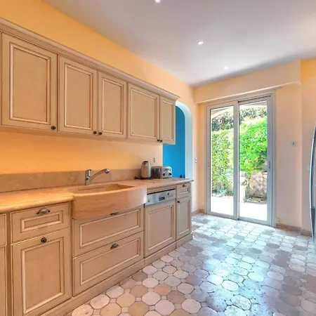 Pertuades With Amazing Sea View And Swimming Pool Villa