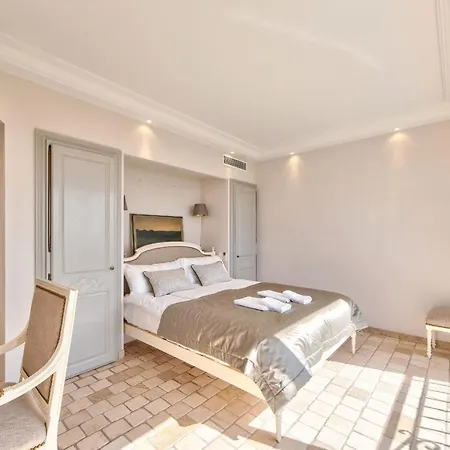 Pertuades With Amazing Sea View And Swimming Pool Villa Vallauris